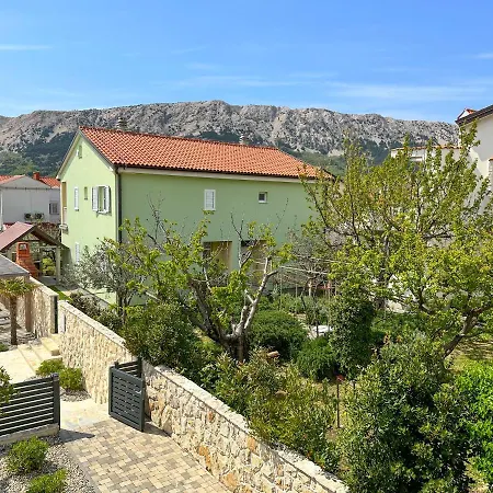 Apartment Mit Poolarea - Krk, Kroatien *