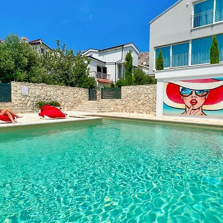 Mit Poolarea - Krk, Kroatien Baska (Krk)