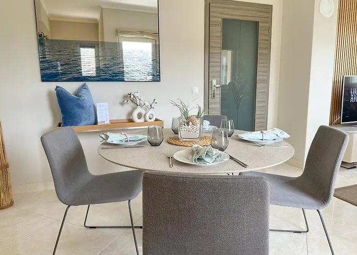 Apartment Bela - Mit Balkon Und Grosszuegiger Poolarea